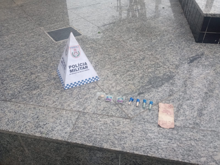 Homem é preso por tráfico de drogas na Aldeia, em Campos