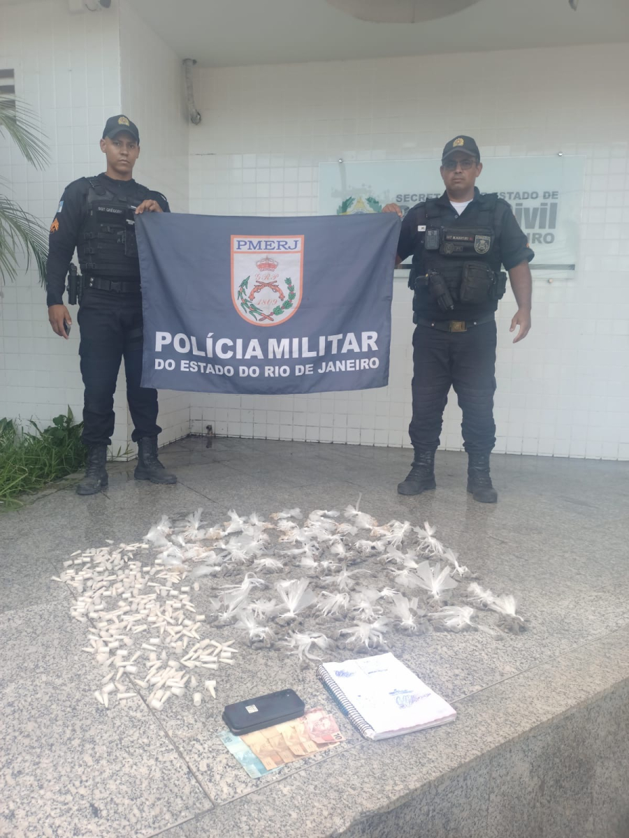 Suspeito com mandado em aberto é preso por tráfico no Parque Santuário I, em Campos