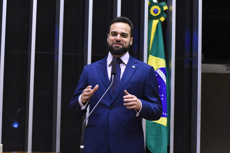 Deputado federal Caio Vianna destina mais de R$ 2 milhões para obras de pavimentação e revitalização em Campos