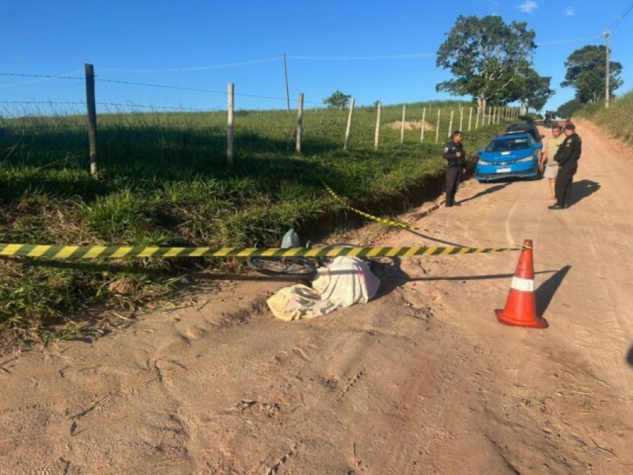Homem é morto a tiros enquanto pedalava em estrada rural de São Francisco de Itabapoana