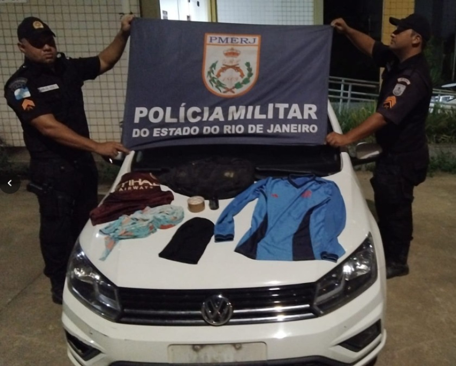 Polícia Militar recupera carro roubado em São João da Barra após denúncia