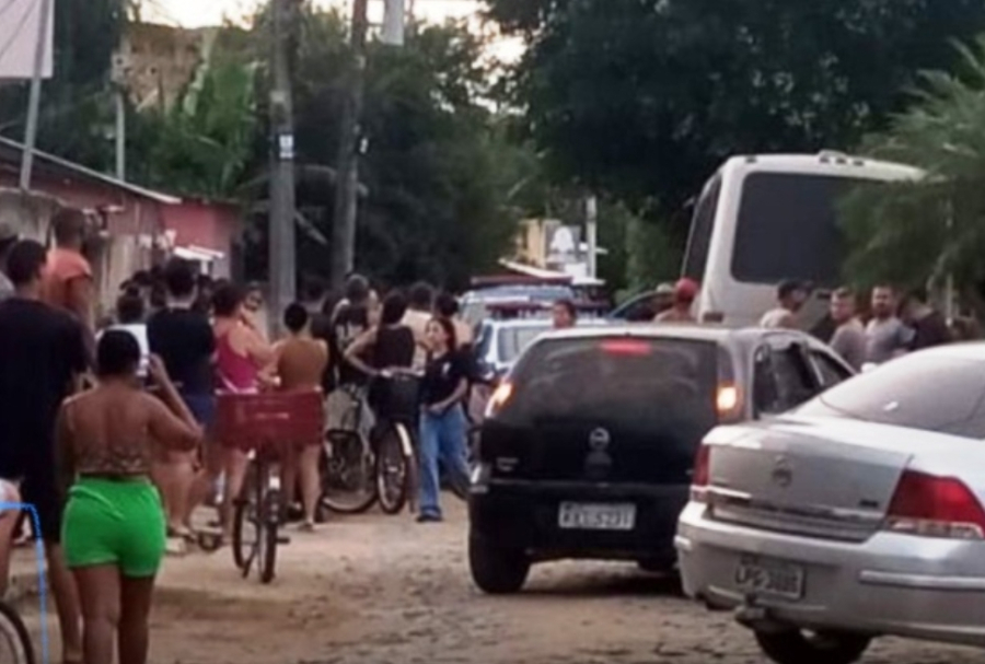 Homem é morto a tiros em Travessão e mãe fica ferida durante ataque em Campos