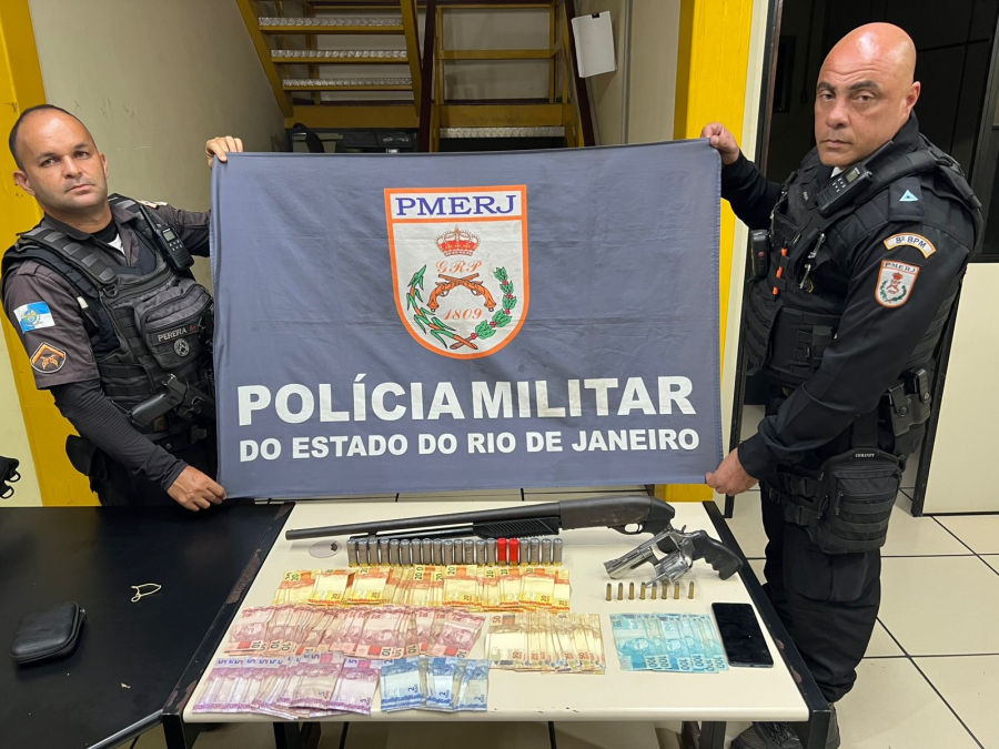 Suspeito é preso com armas e munições de uso restrito após perseguição em São Francisco de Itabapoana