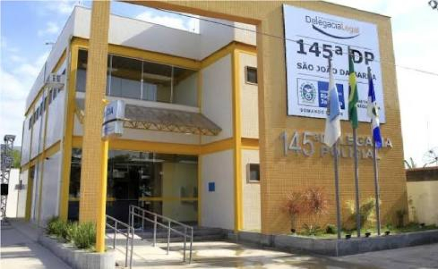 Casa de policial militar é invadida e vandalizada após operação no Açu