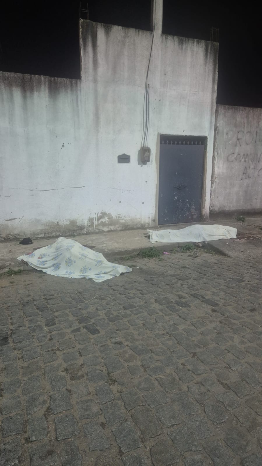 Dois homens são mortos a tiros em Custodópolis, em Campos dos Goytacazes