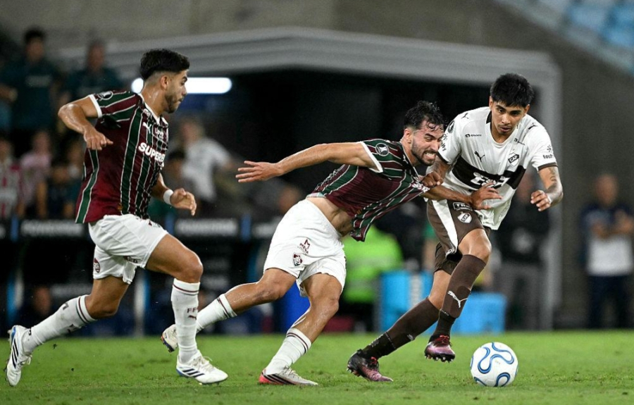 Fluminense segura pressão na Argentina e confirma vaga na semifinal da Libertadores