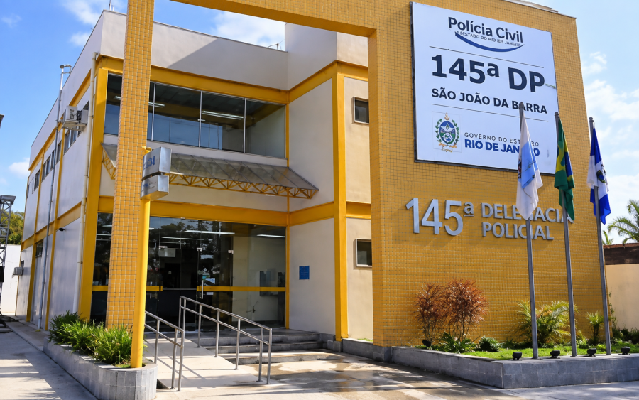 Homem relata tiros contra caminhonete na BR-356, em São João da Barra