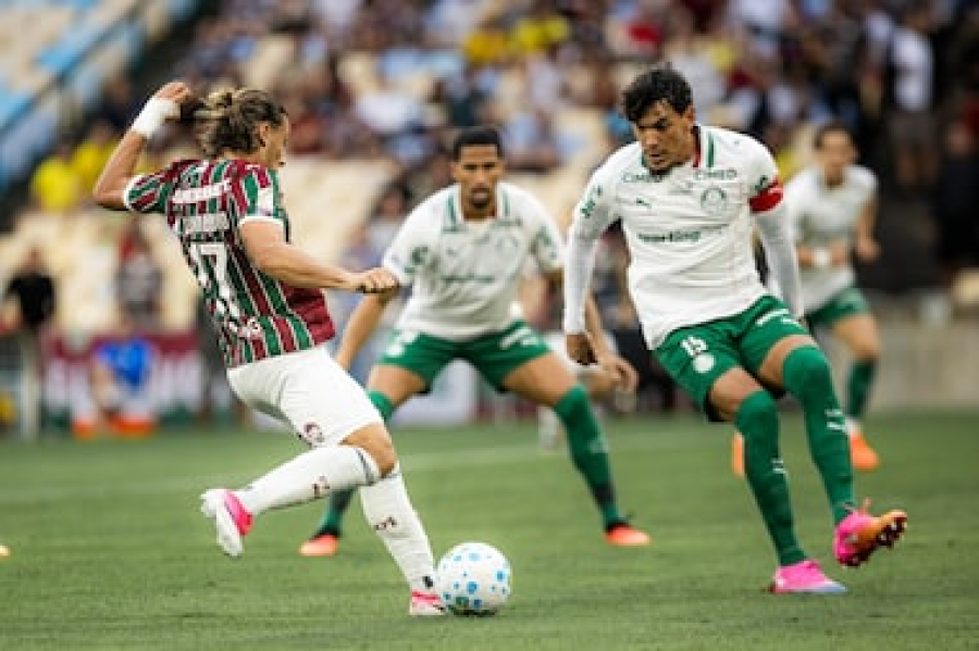 Palmeiras elimina Fluminense nos pênaltis e garante vaga na final da Libertadores