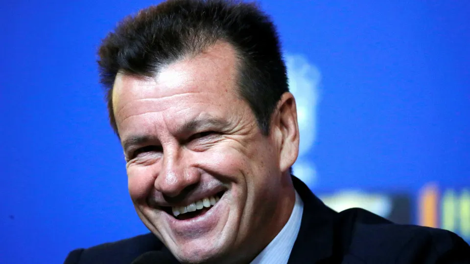 'Sozinho não resolve', diz Dunga sobre a contratação de Ancelotti pela CBF