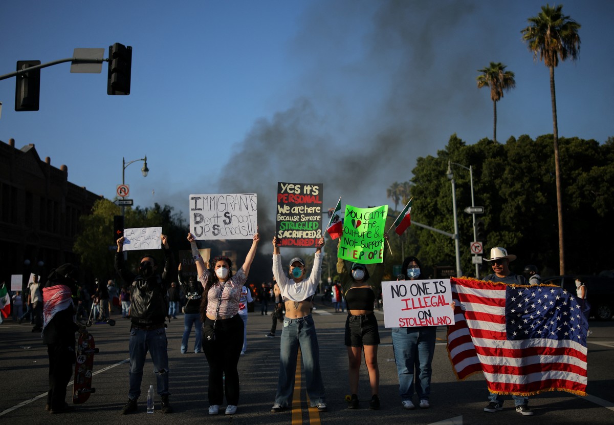 Prefeita de Los Angeles acusa Trump de realizar 'experimento' com envio de tropas para conter protestos; ACOMPANHE