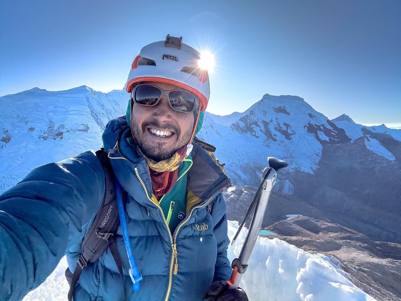 O que se sabe sobre o desaparecimento do fotógrafo brasileiro em montanha no Peru