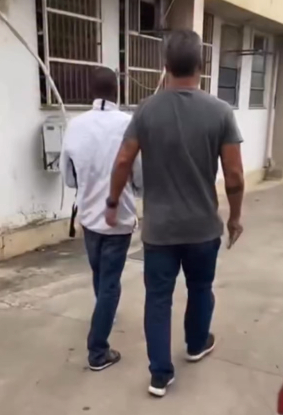 Idosa pede ajuda à polícia após ser ameaçada pelo próprio filho em Campos dos Goytacazes