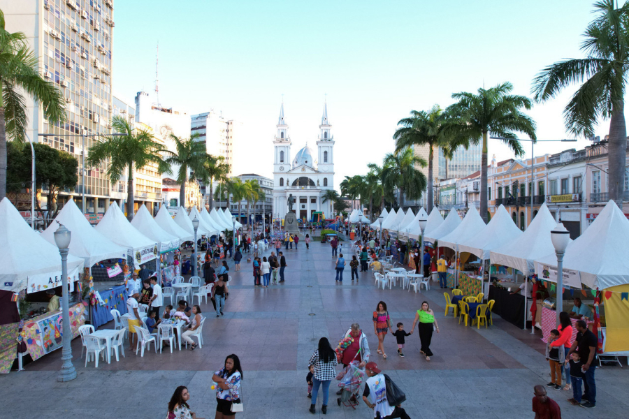 Prefeitura abre 121 vagas para ambulantes na Festa do Santíssimo Salvador