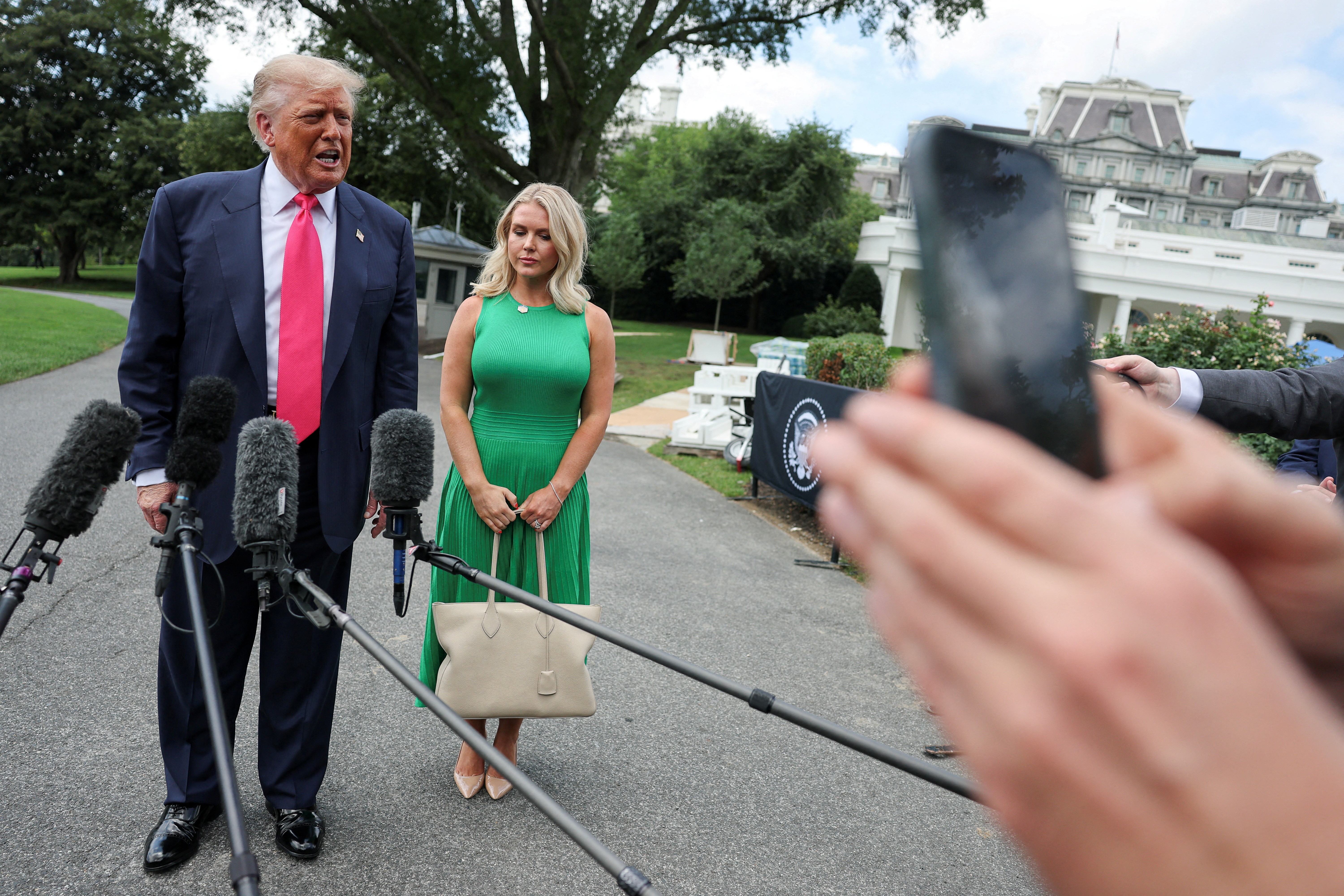 Trump volta a defender Bolsonaro: 'Não é que ele seja meu amigo, é alguém que eu conheço'